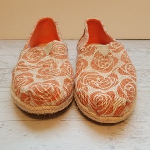 TOMS Every Mother Counts Floral Slip-ons